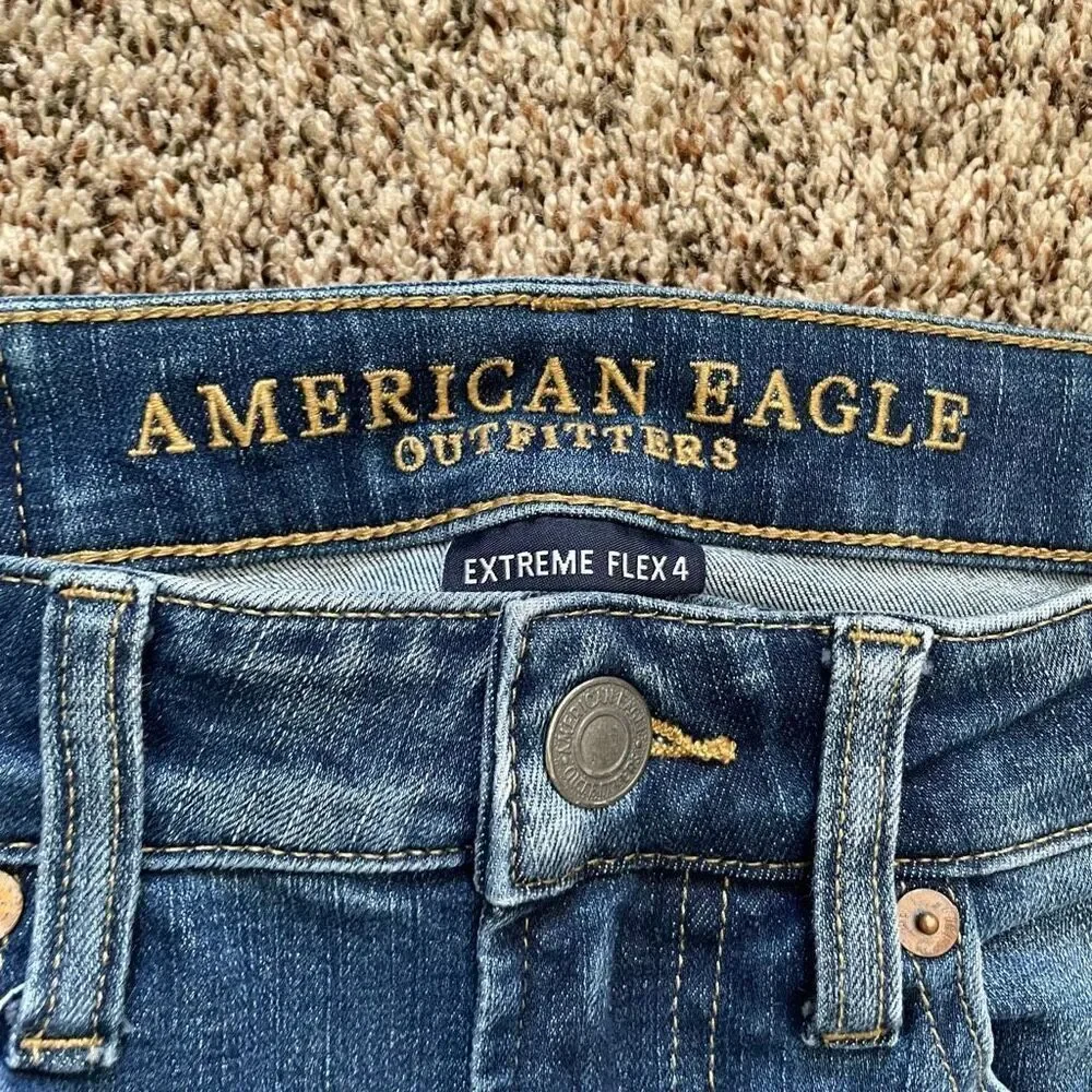 AE American Eagle skinny blue jeans men’s size 28x32 holes ripped distressed